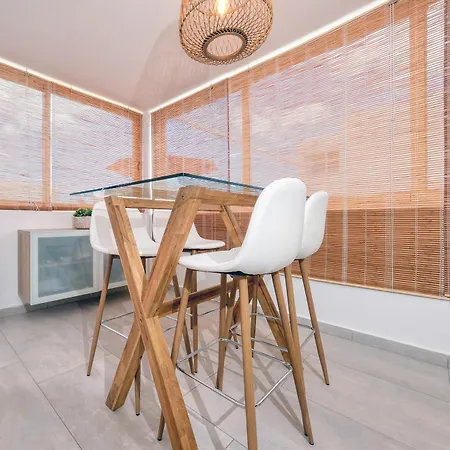Marina Oasis-private Pool, Air-con, Sat Tv * Коста Бланка