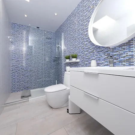 Marina Oasis - Private Pool, Air-con And Sat Tv By Lanzarote * 普拉亚布兰卡