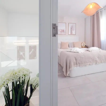 Marina Oasis - Private Pool, Air-con&sat Tv By Lanzarote Playa Blanca (Lanzarote)
